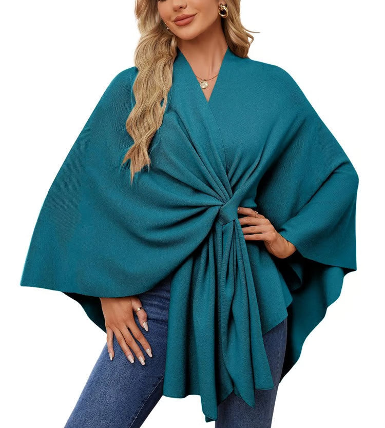 Magdalena | Elegante chal tipo poncho con suave apertura frontal