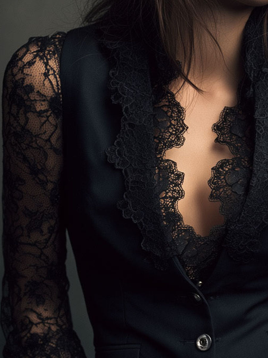Rebeca | Elegante blazer negro con sofisticadas mangas semitransparentes