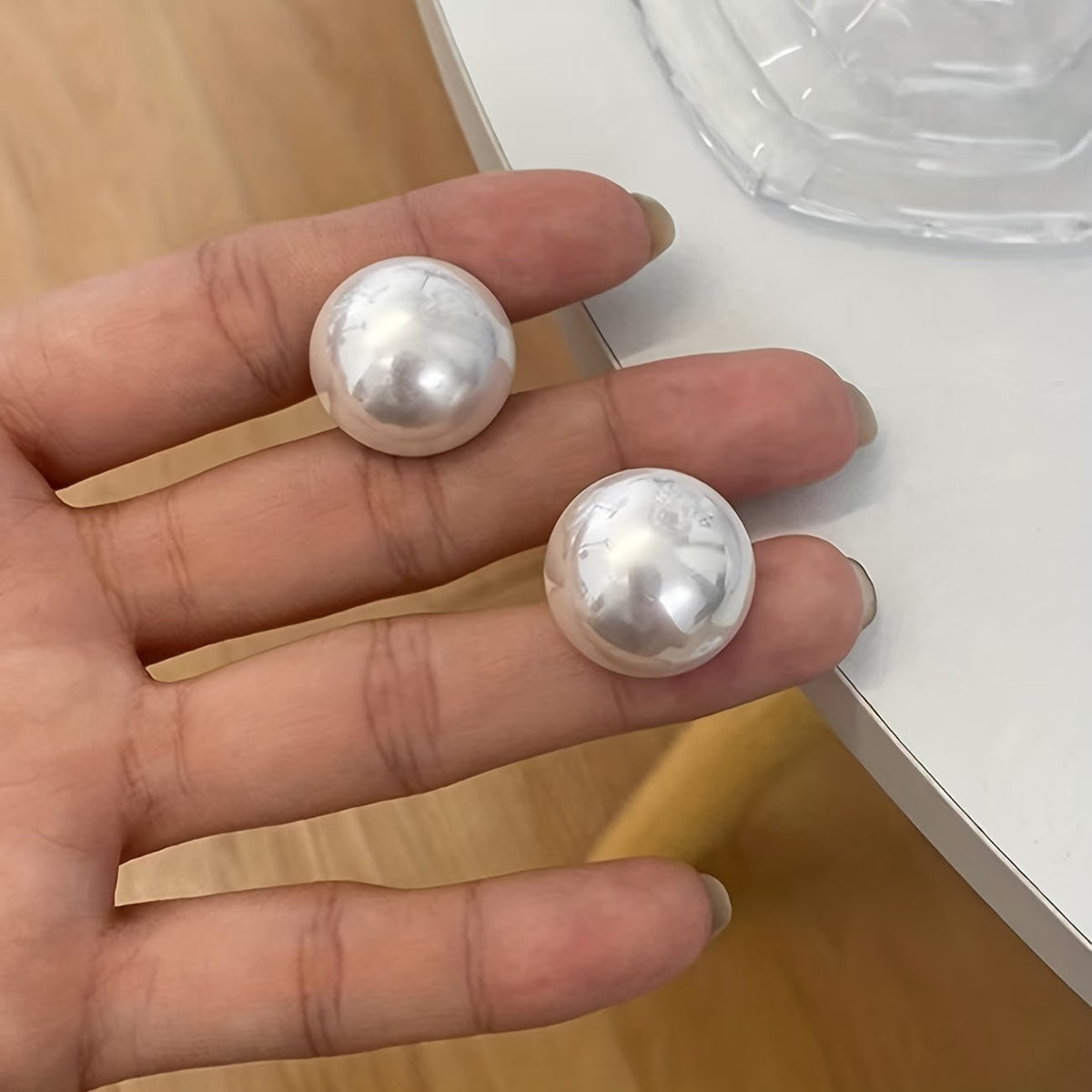 Pepa | Pendientes de botón con perla grande