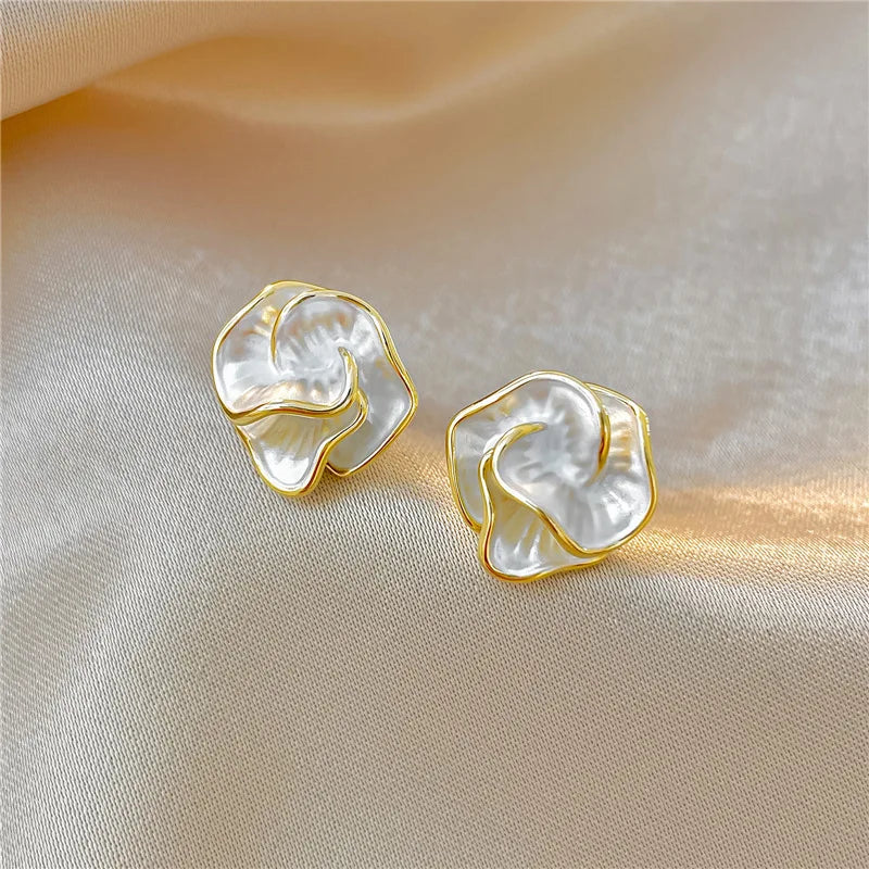 Violeta | Pendientes de perlas en forma de flor