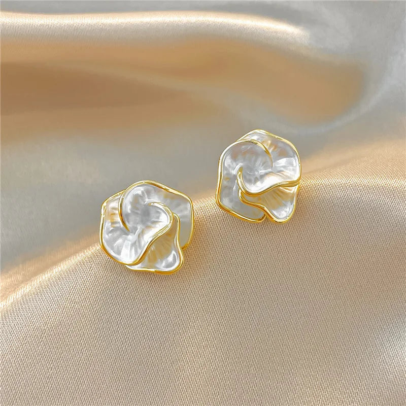 Violeta | Pendientes de perlas en forma de flor
