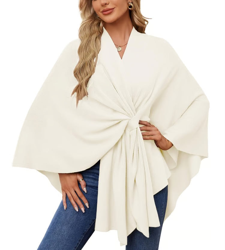 Magdalena | Elegante chal tipo poncho con suave apertura frontal