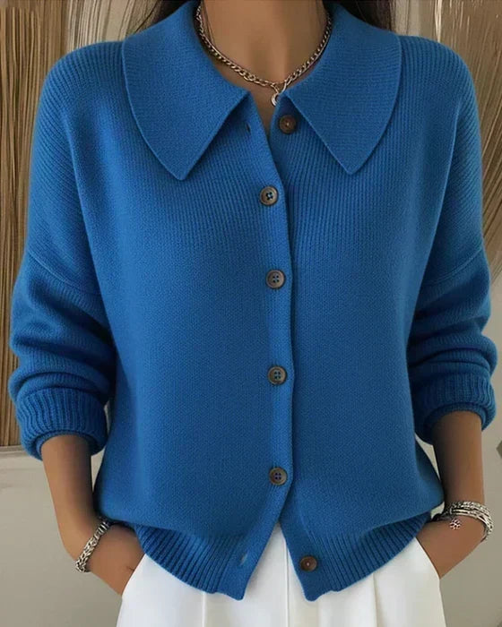 Clementina | Cárdigan con Cuello y Botones