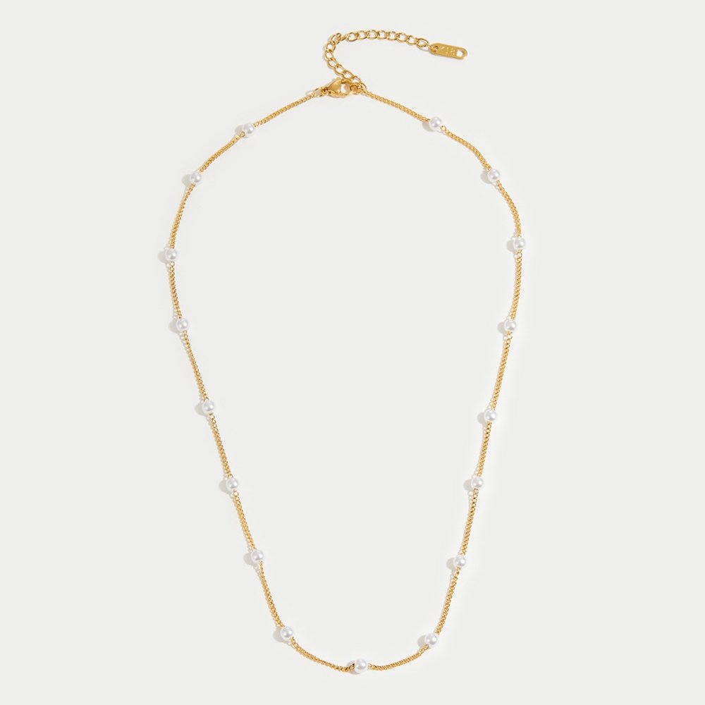 Pilar | Collar con perlas doradas